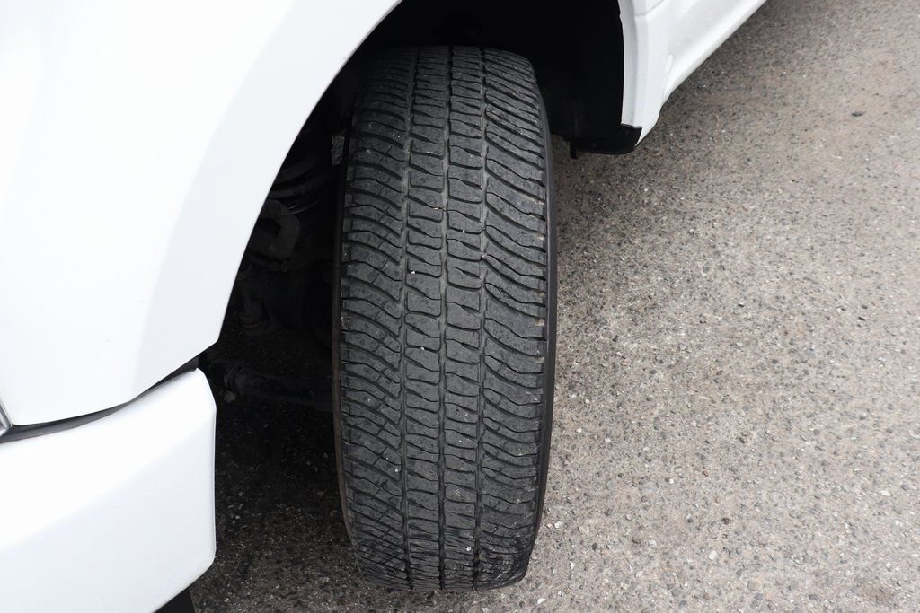Used 2022 Ford F250 Platinum w/ FX4 Off-Road Package AWD/4WD image 49