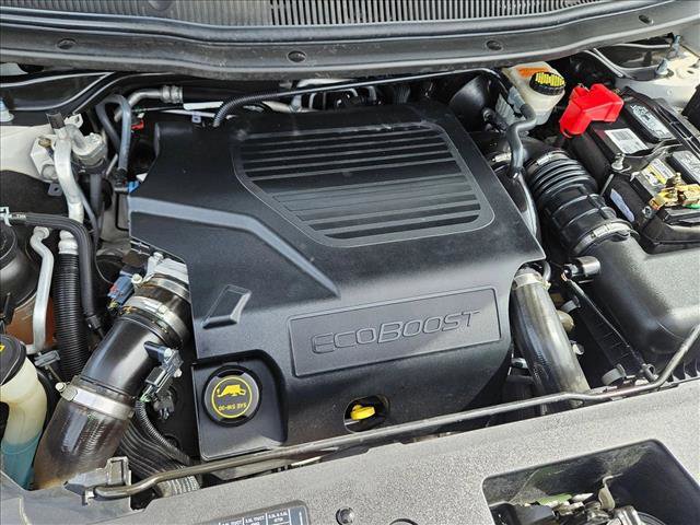 Used 2016 Ford Explorer Sport image 21