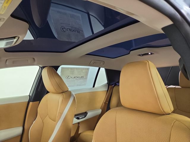 New 2026 Lexus RZ 450e AWD w/ Technology Package image 30