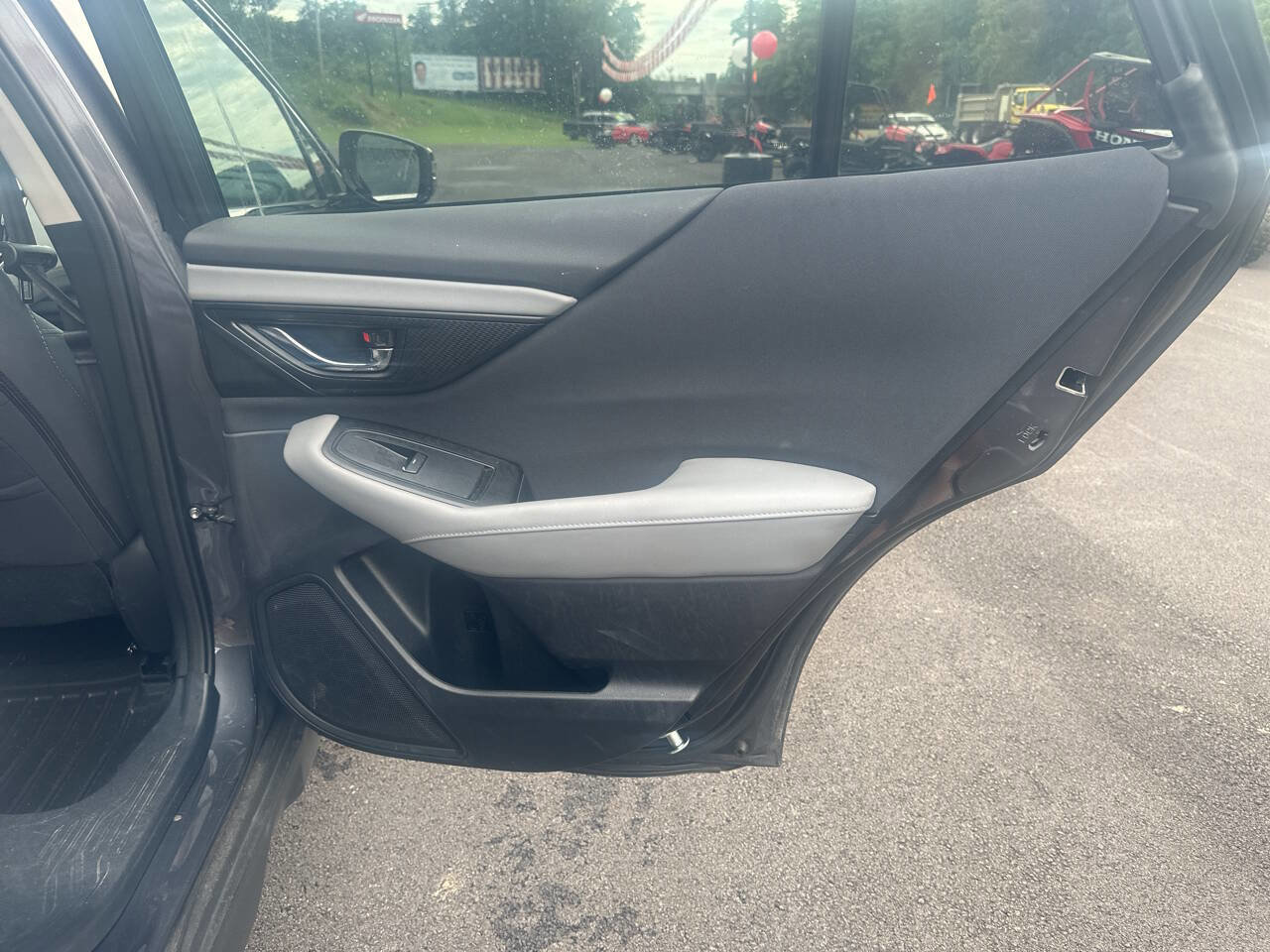 Used 2023 Subaru Outback Premium image 28