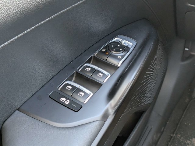Used 2026 Kia K5 LXS FWD image 19