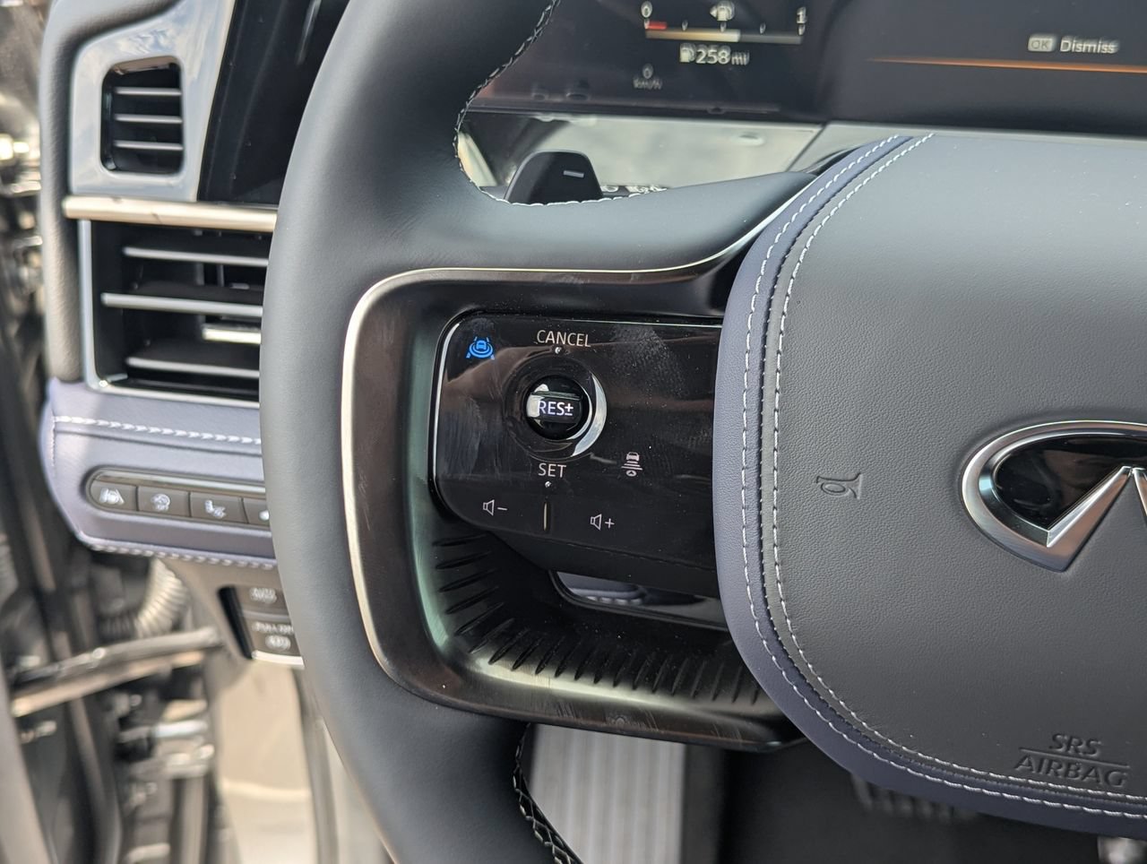 New 2027 INFINITI QX80 Sensory AWD/4WD image 16