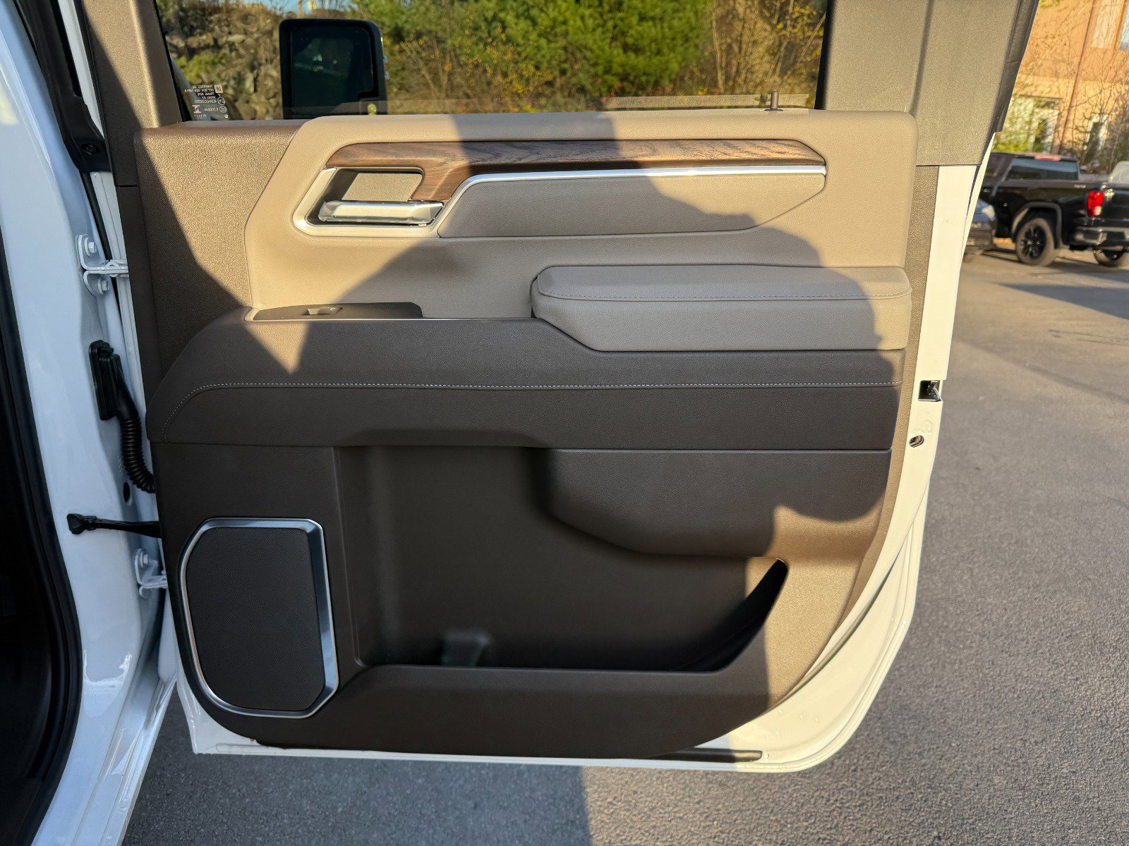 New 2026 GMC Sierra 2500 SLT w/ Max Trailering Package image 21
