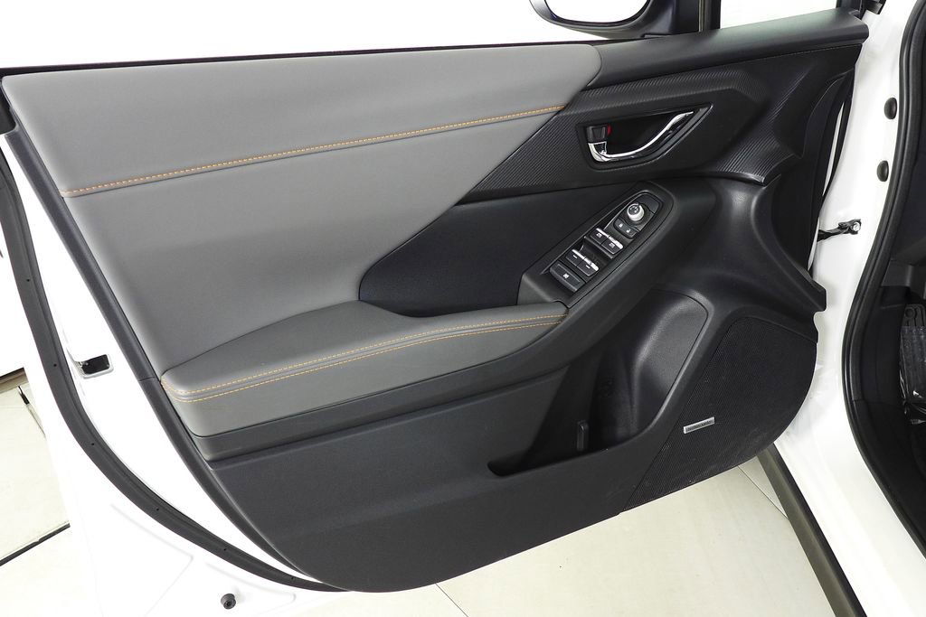 Used 2025 Subaru Crosstrek 2.5i Limited w/ Crosstrek Mirror Package image 11