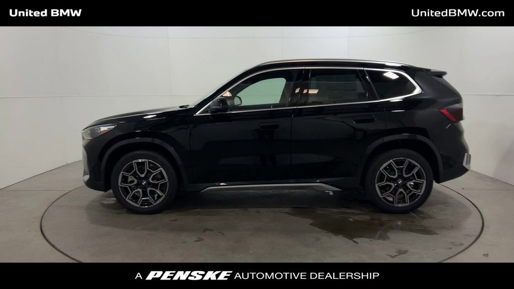 Used 2025 BMW X1 xDrive28i w/ Convenience Package image 5