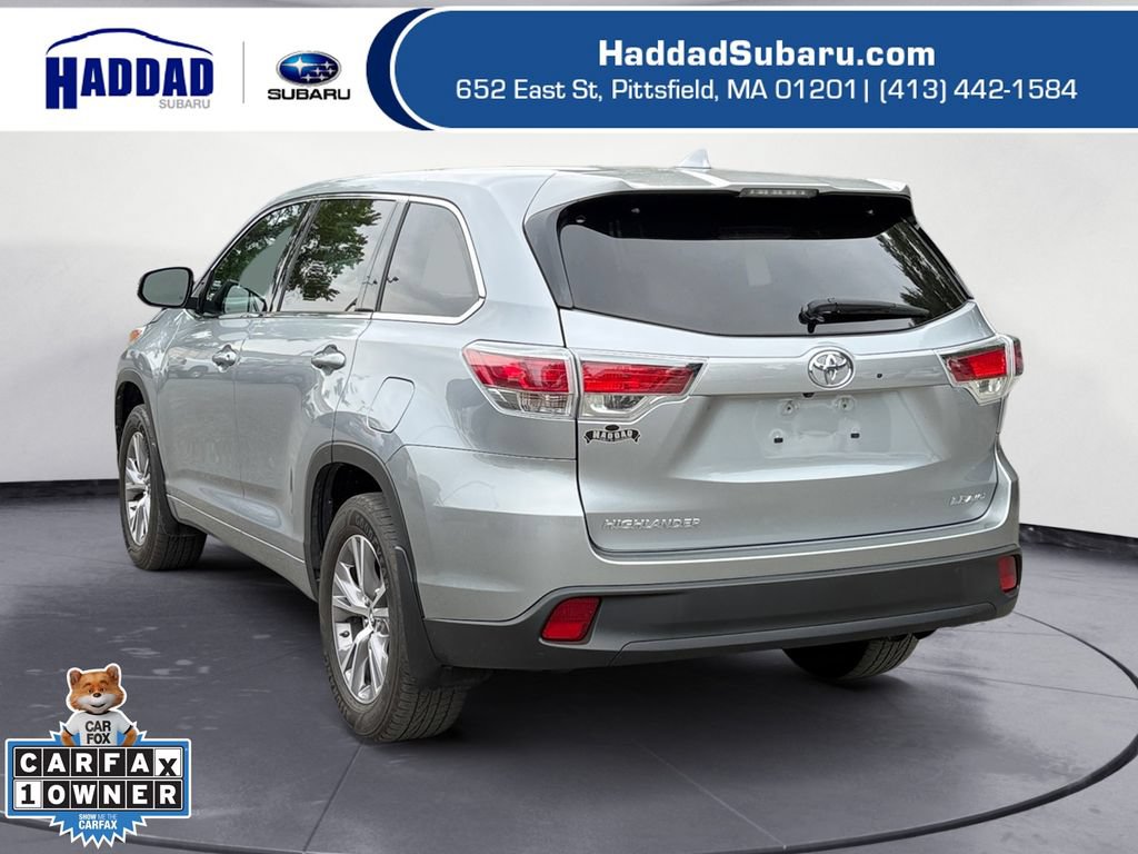 Used 2016 Toyota Highlander Plus AWD/4WD image 3