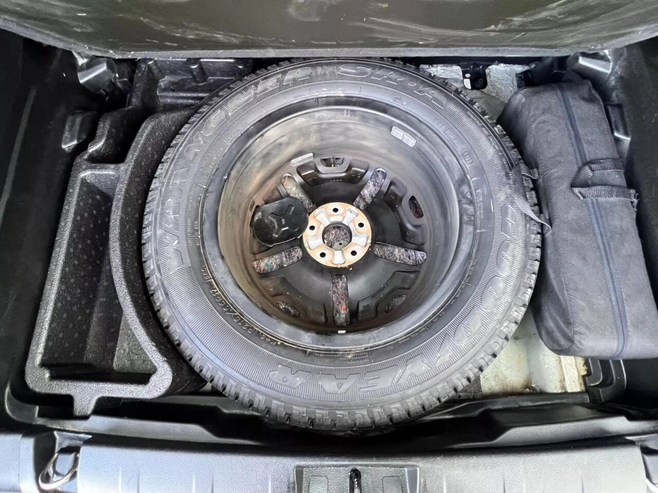 Used 2015 Jeep Renegade Trailhawk w/ Safety & Security Group I image 3