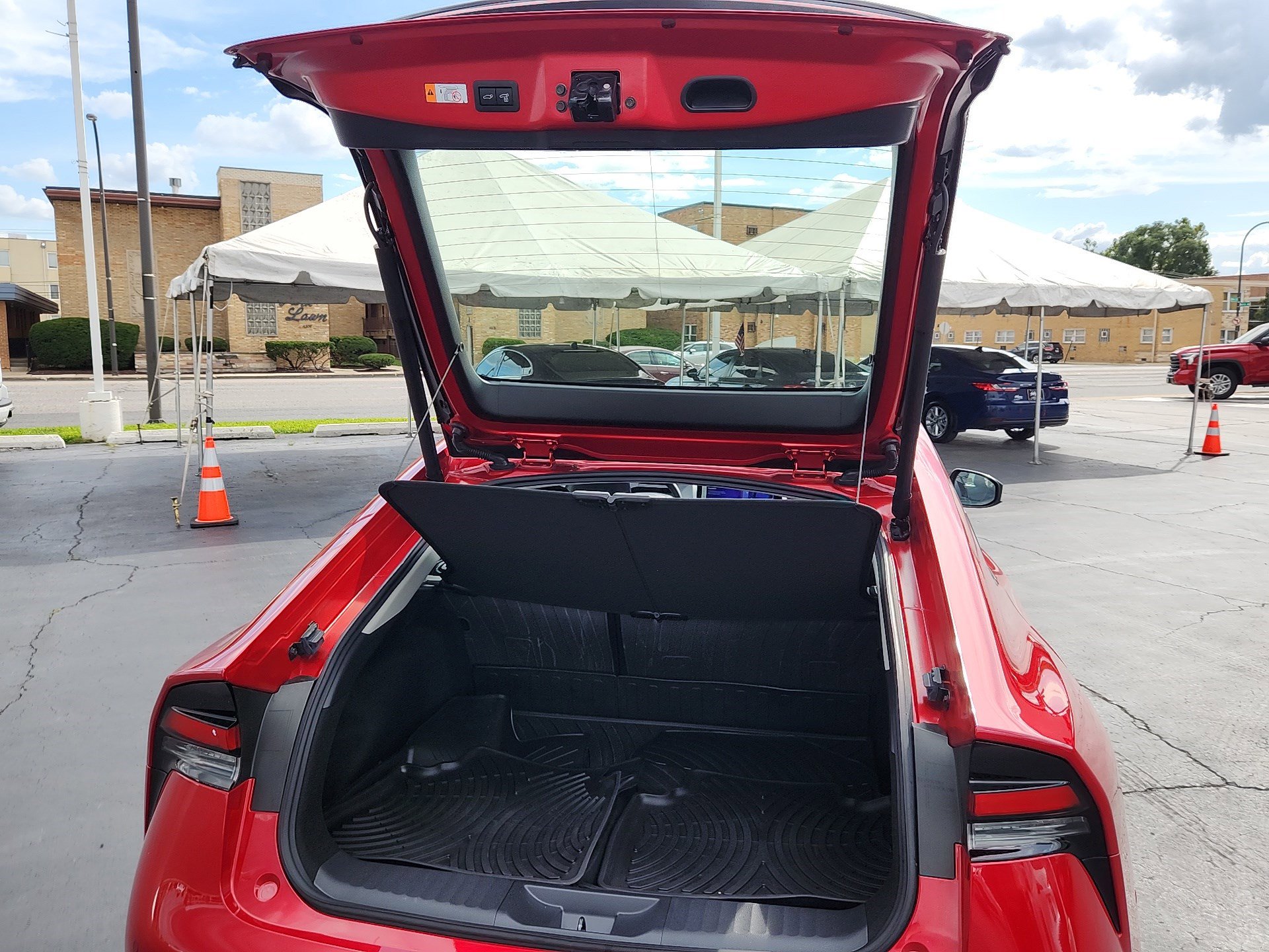 Certified 2025 Toyota Prius Limited image 29