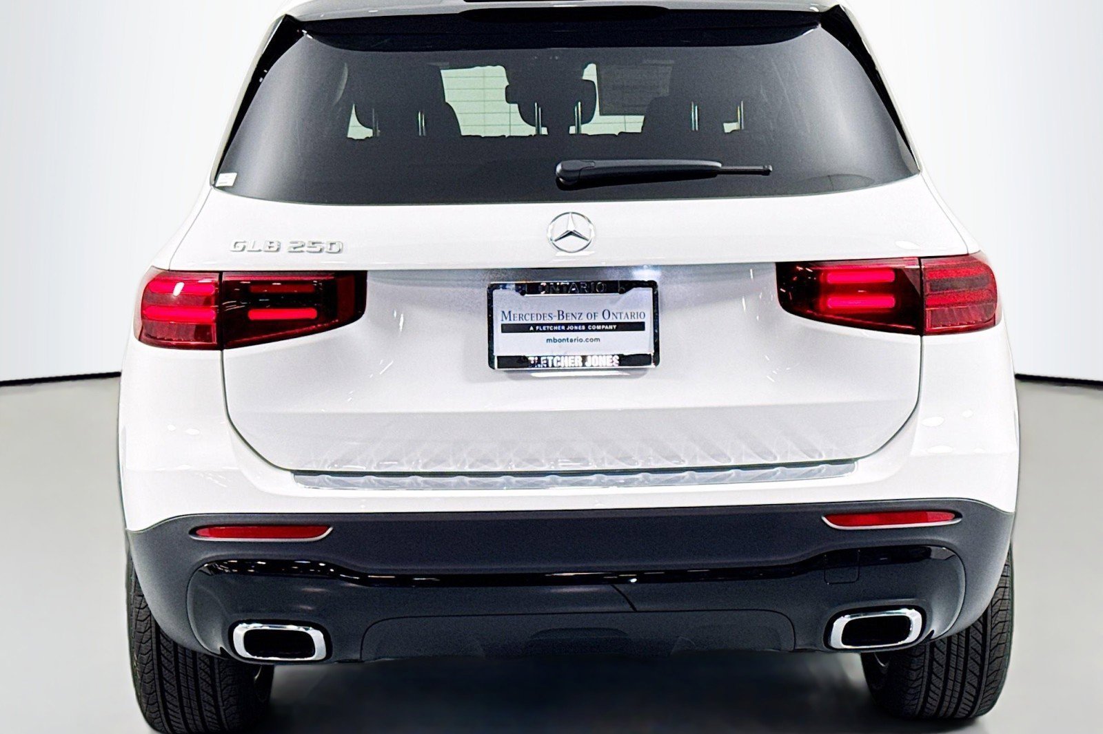 New 2026 Mercedes-Benz GLB 250 image 3