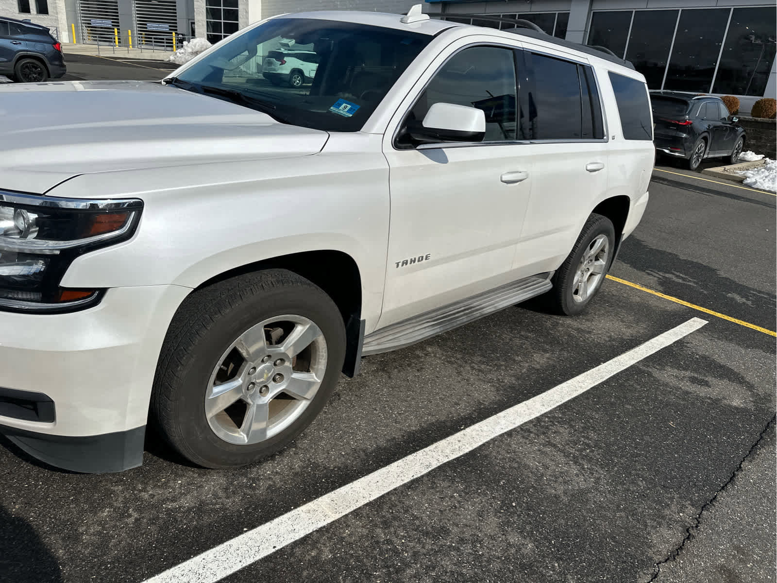Used 2016 Chevrolet Tahoe LT image 2