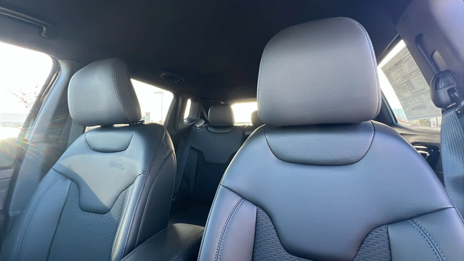 New 2026 Jeep Compass Latitude image 11