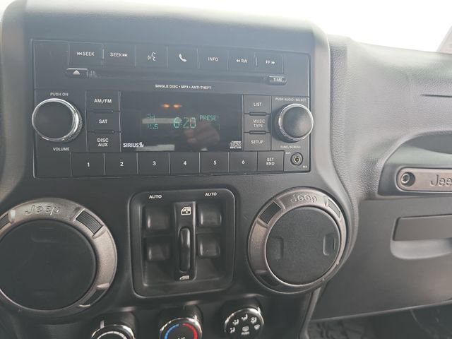 Used 2012 Jeep Wrangler Unlimited Sport AWD/4WD image 10
