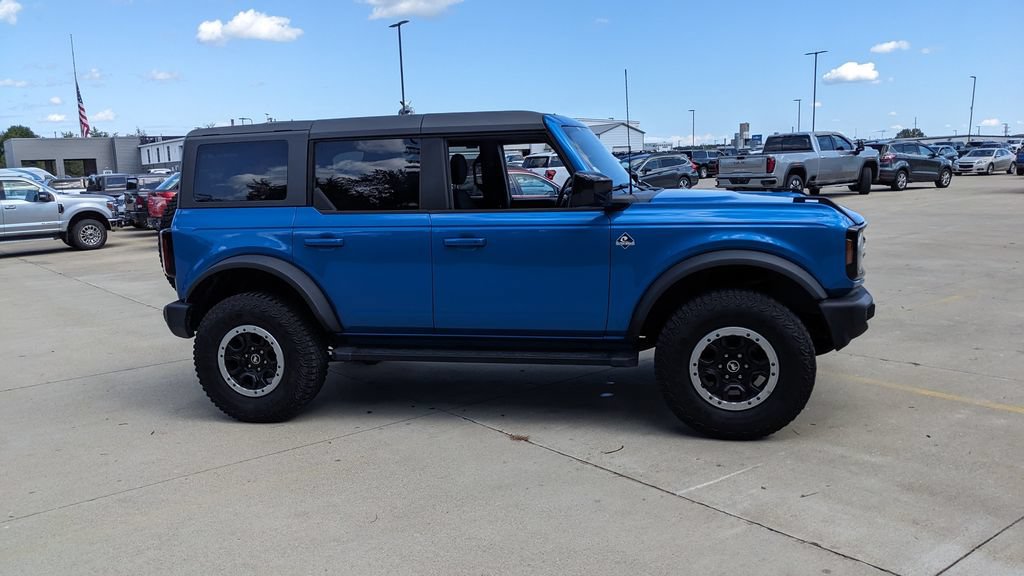 Used 2023 Ford Bronco Outer Banks w/ Sasquatch Package AWD/4WD image 2