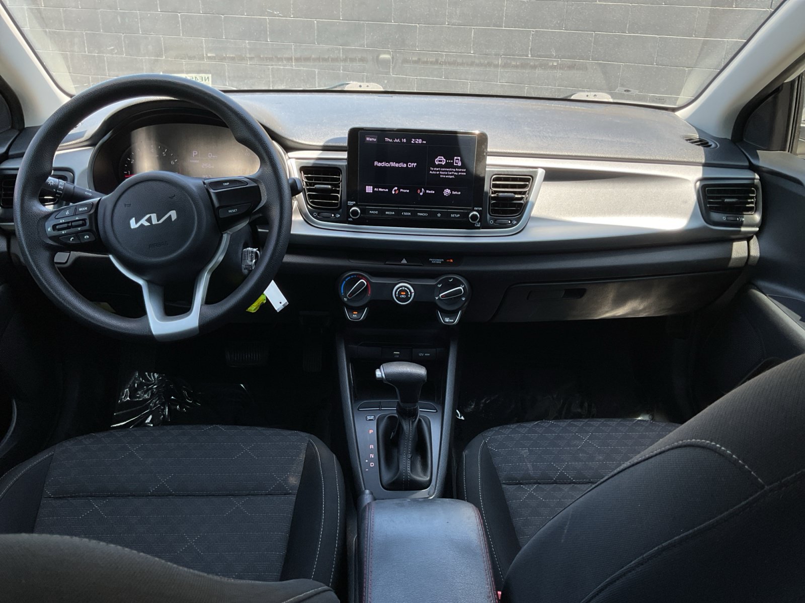 Used 2022 Kia Rio LX FWD image 15