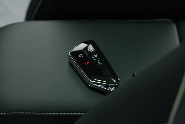 New 2026 Volkswagen Tiguan SEL R-Line image 39