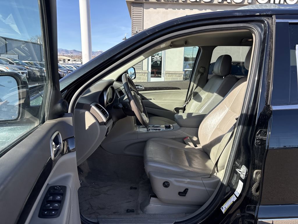 Used 2012 Jeep Grand Cherokee Laredo image 22