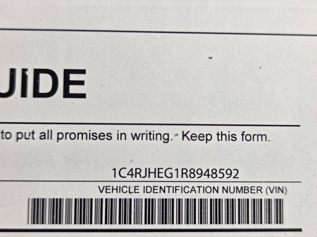 Used 2024 Jeep Grand Cherokee Summit image 33