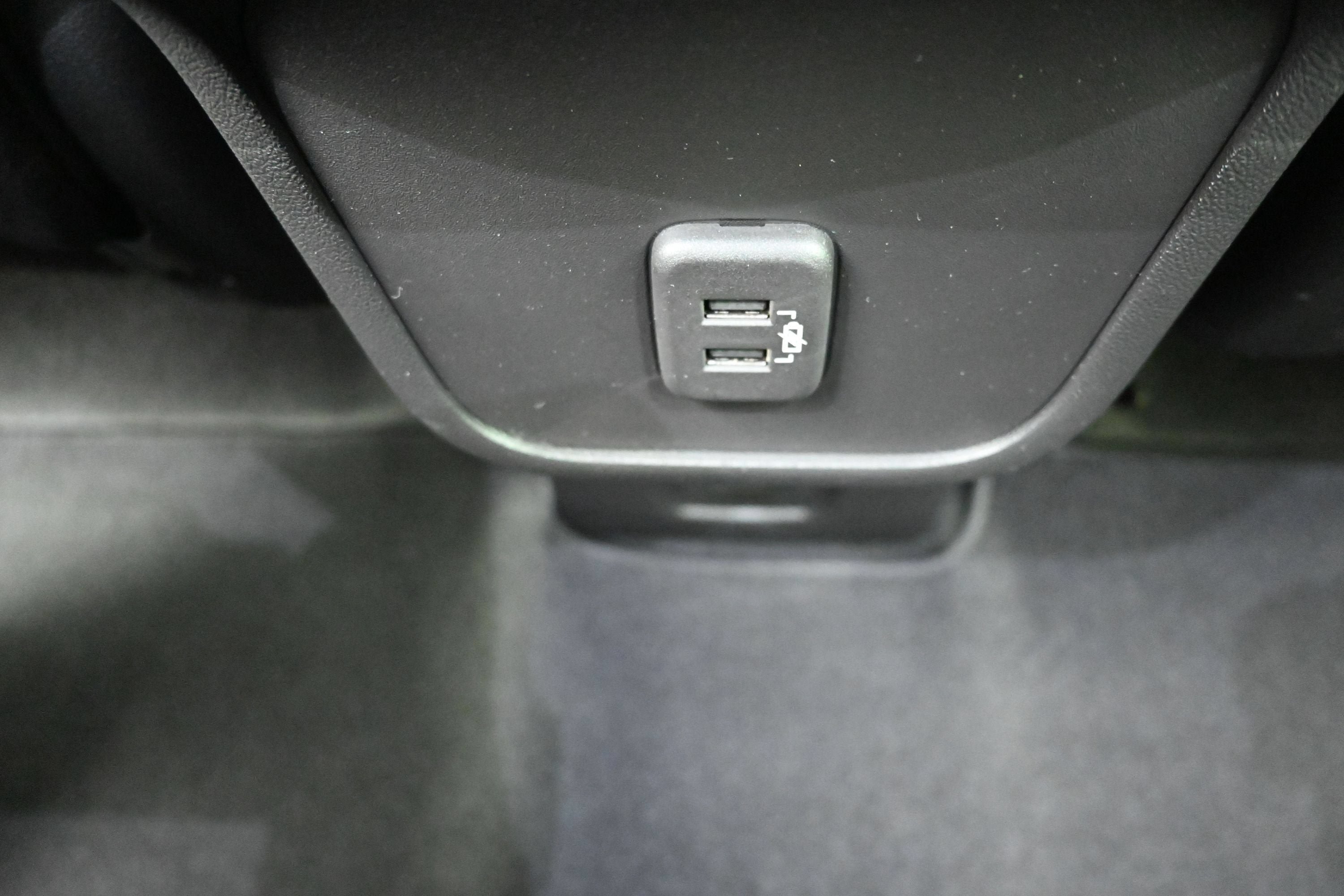 Used 2024 Chevrolet Equinox LT FWD image 23