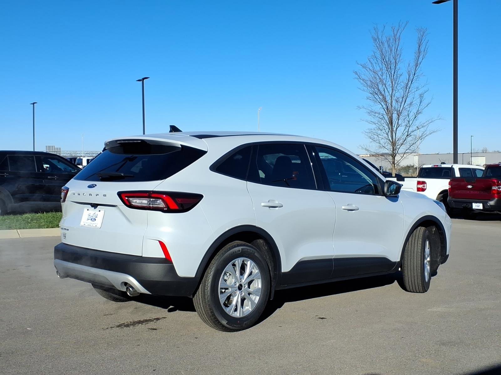 New 2026 Ford Escape Active image 3