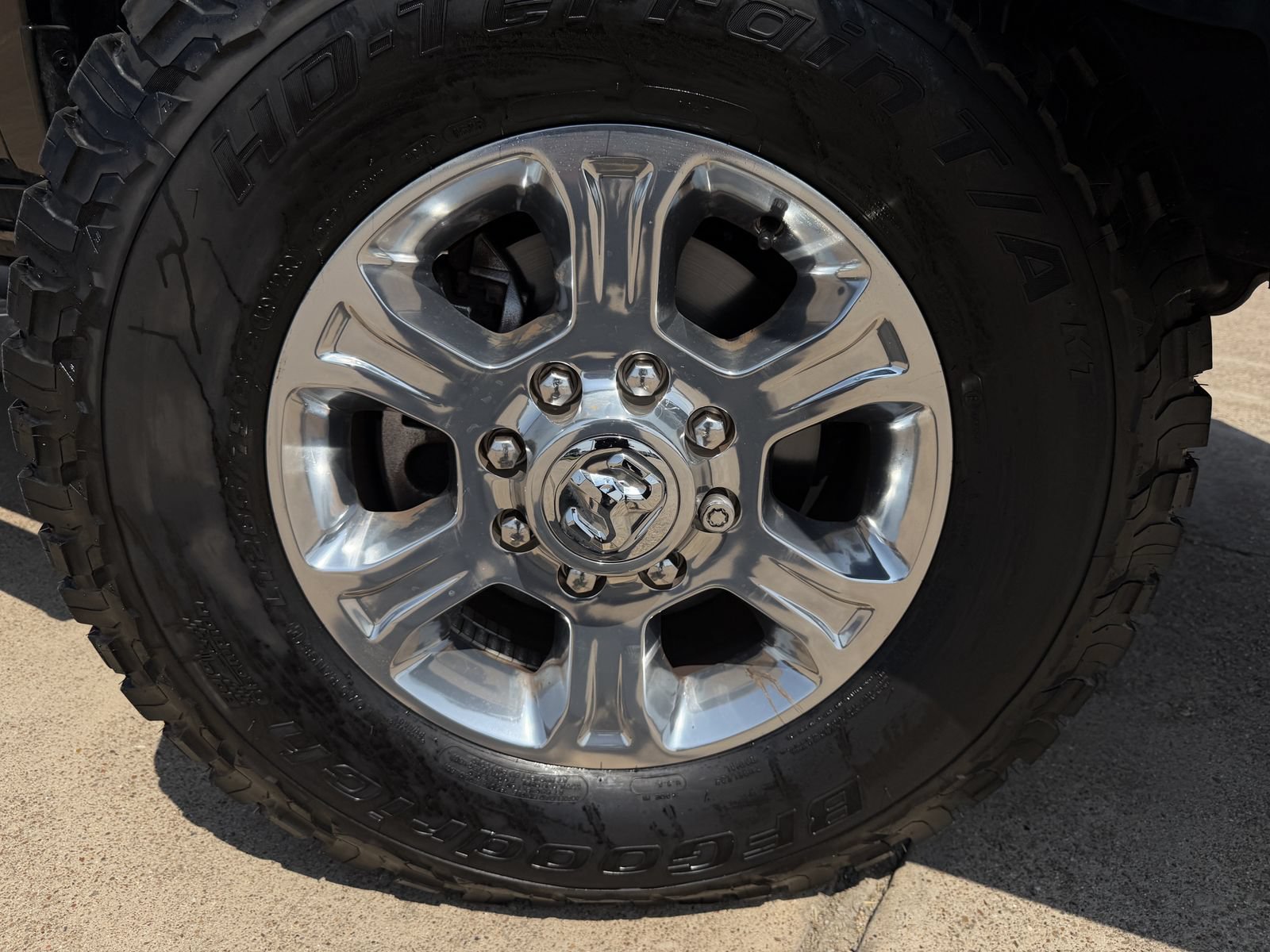 Used 2024 RAM 2500 Lone Star w/ Sport Appearance Package AWD/4WD image 10