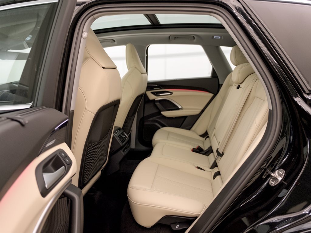 Certified 2025 Audi Q5 Premium w/ Premium Plus AWD/4WD image 25