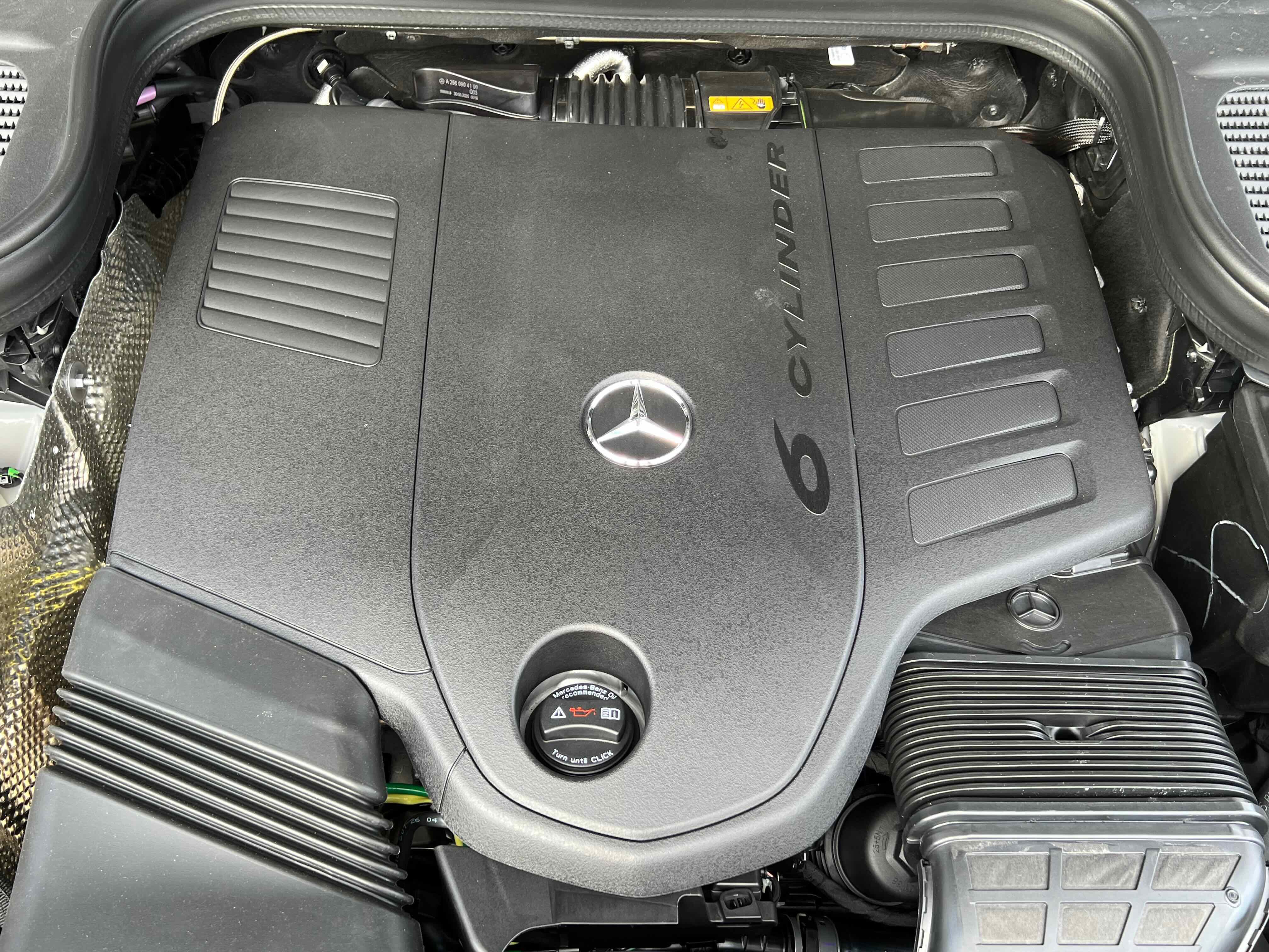 New 2026 Mercedes-Benz GLS 450 4MATIC image 40