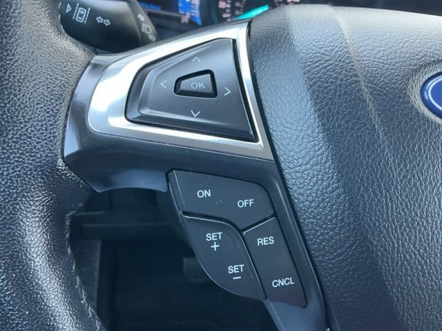 Used 2024 Ford Edge SEL AWD/4WD image 9