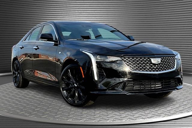 New 2025 Cadillac CT4 Luxury image 2