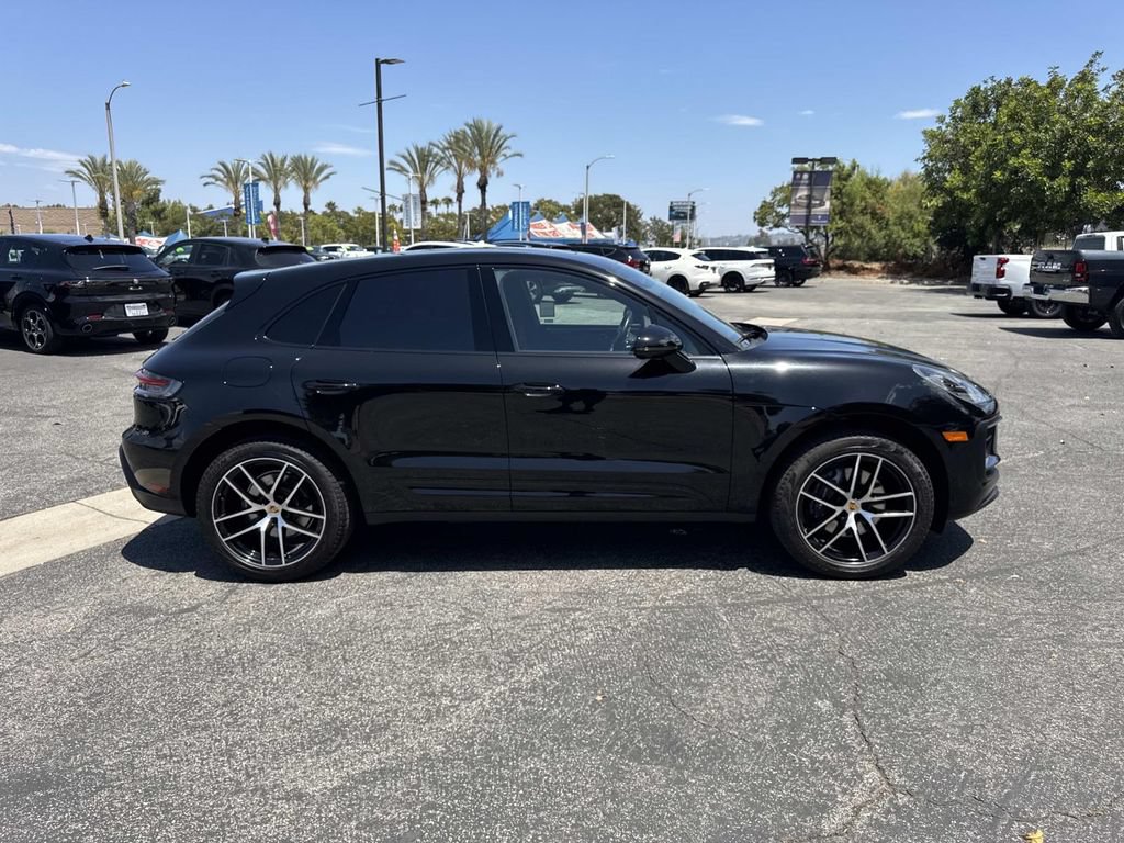 Used 2023 Porsche Macan Turbo AWD/4WD image 3