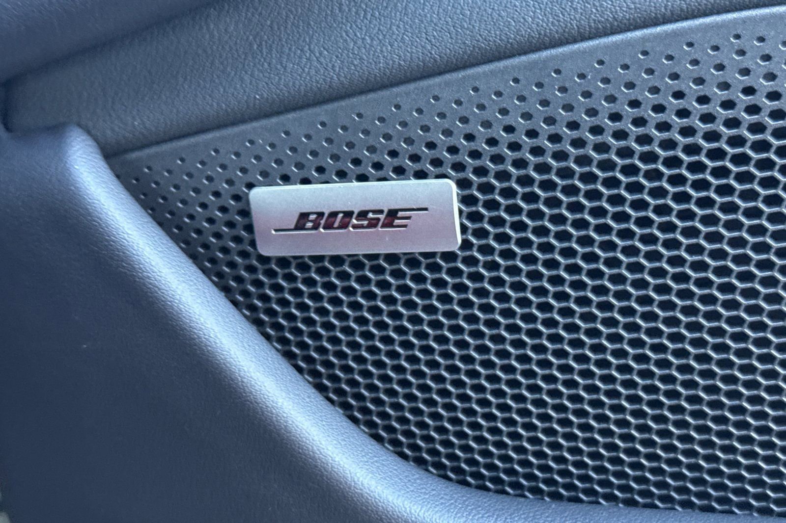 New 2025 Porsche Taycan Turbo GT image 35