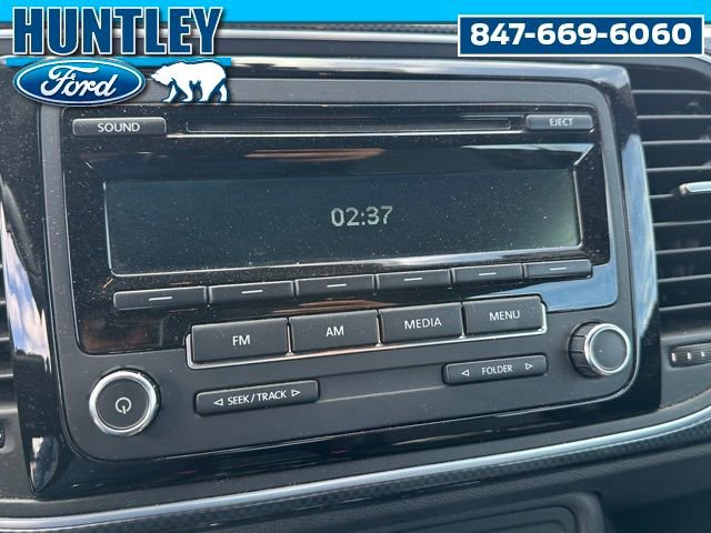 Used 2014 Volkswagen Beetle R-Line FWD image 21