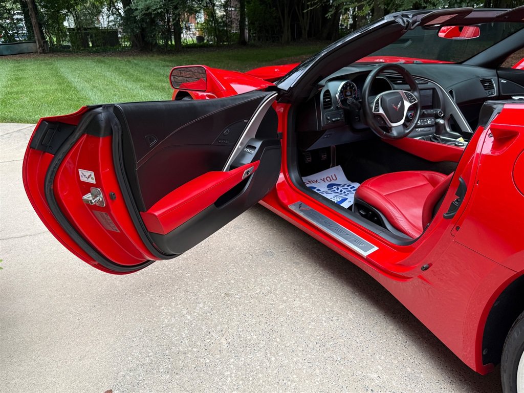 Used 2014 Chevrolet Corvette Stingray Convertible w/ 2LT Preferred Equipment Group RWD image 42