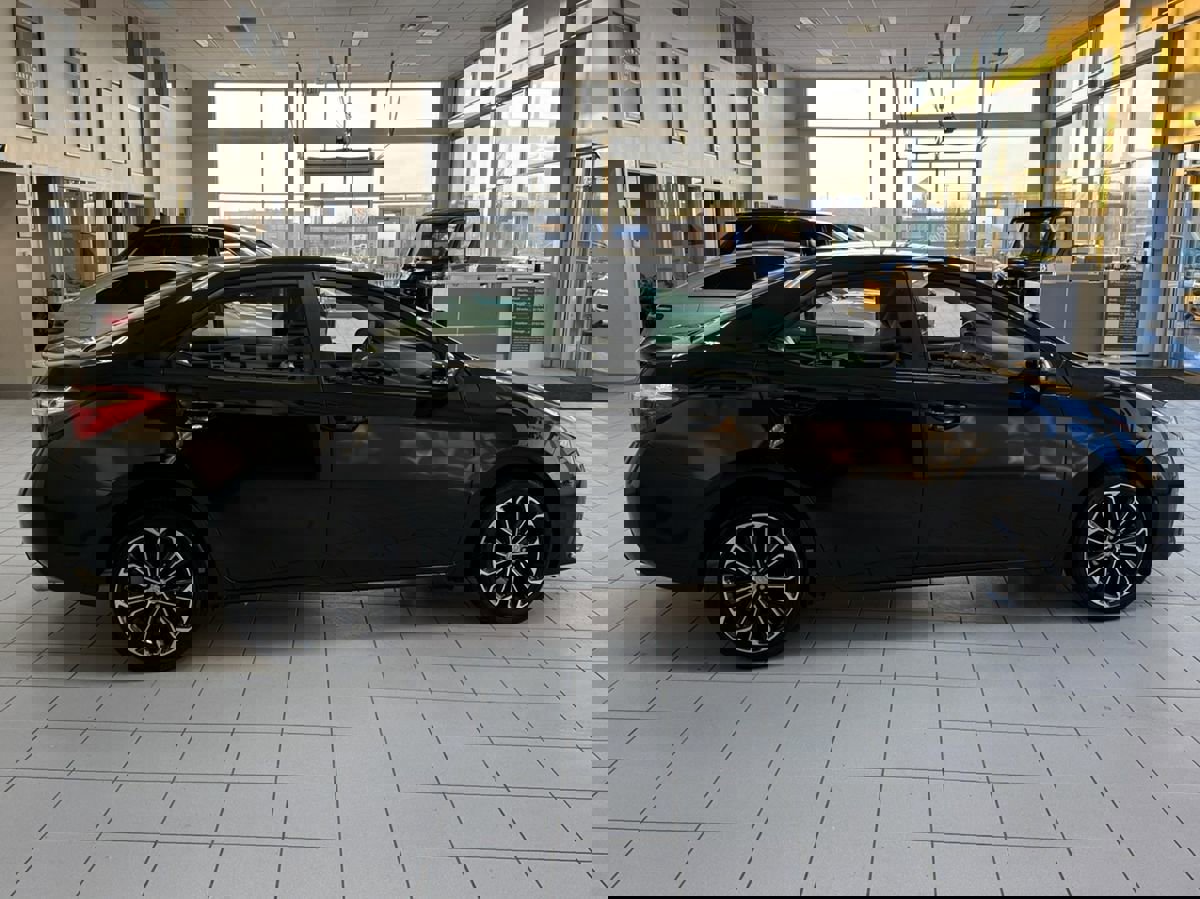 Used 2014 Toyota Corolla S image 8