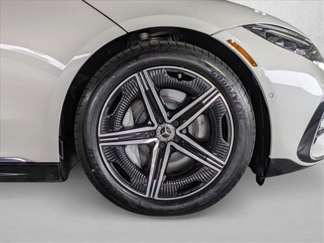 Certified 2023 Mercedes-Benz EQS 580 4MATIC Sedan image 26