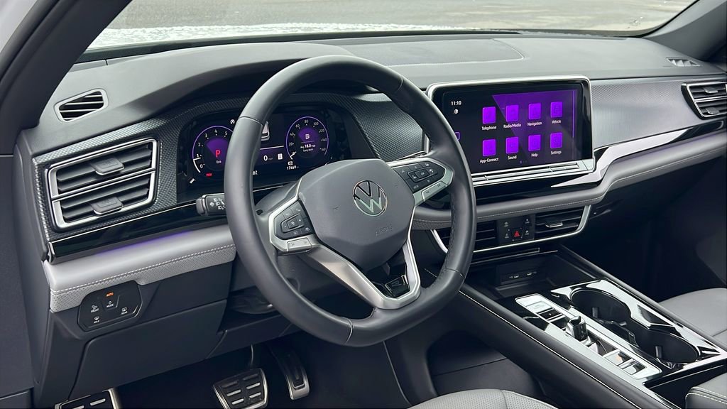 Certified 2024 Volkswagen Atlas Cross Sport SEL R-Line image 20
