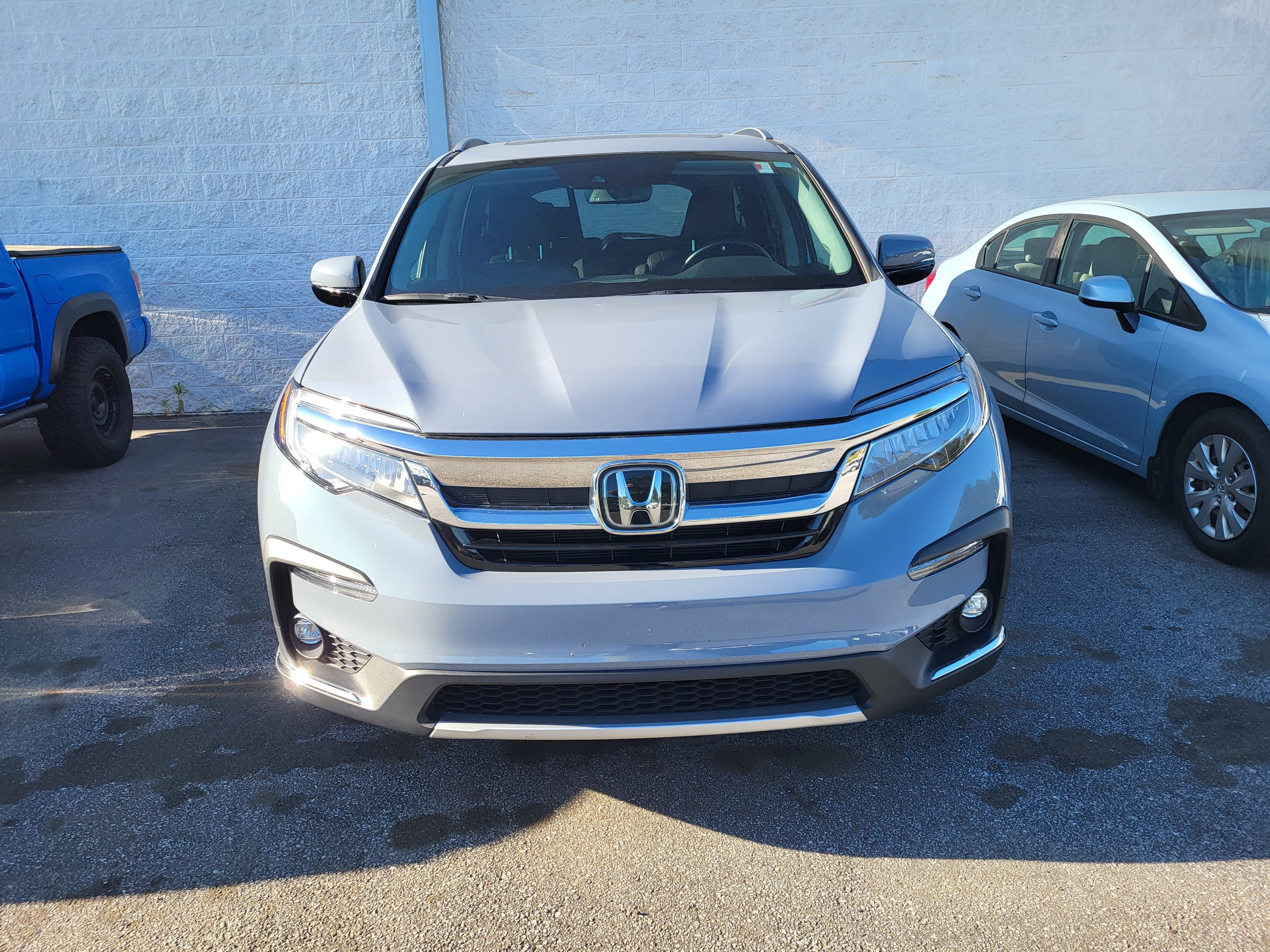 Used 2022 Honda Pilot Touring image 2