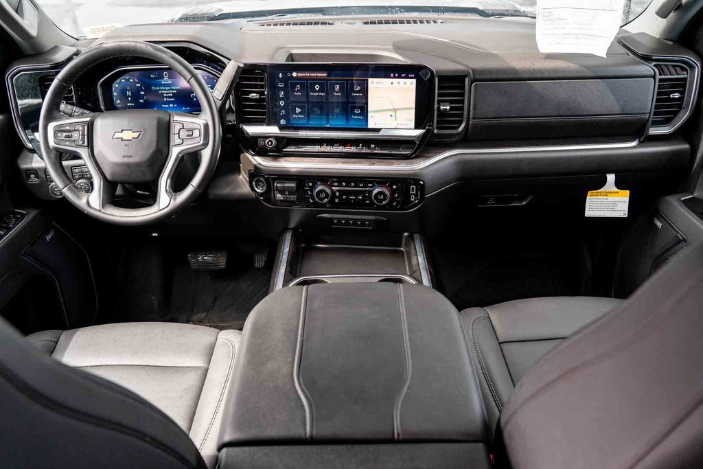 Certified 2026 Chevrolet Silverado 3500 LTZ w/ LTZ Convenience Package AWD/4WD image 25
