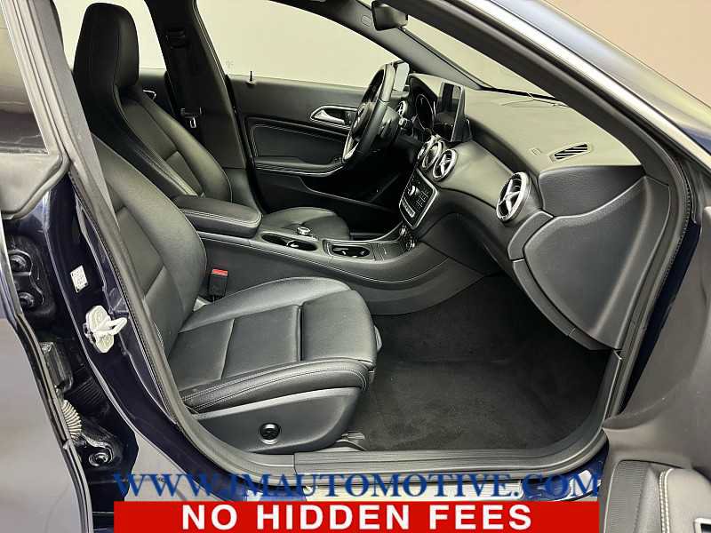 Used 2018 Mercedes-Benz CLA 250 4MATIC image 19