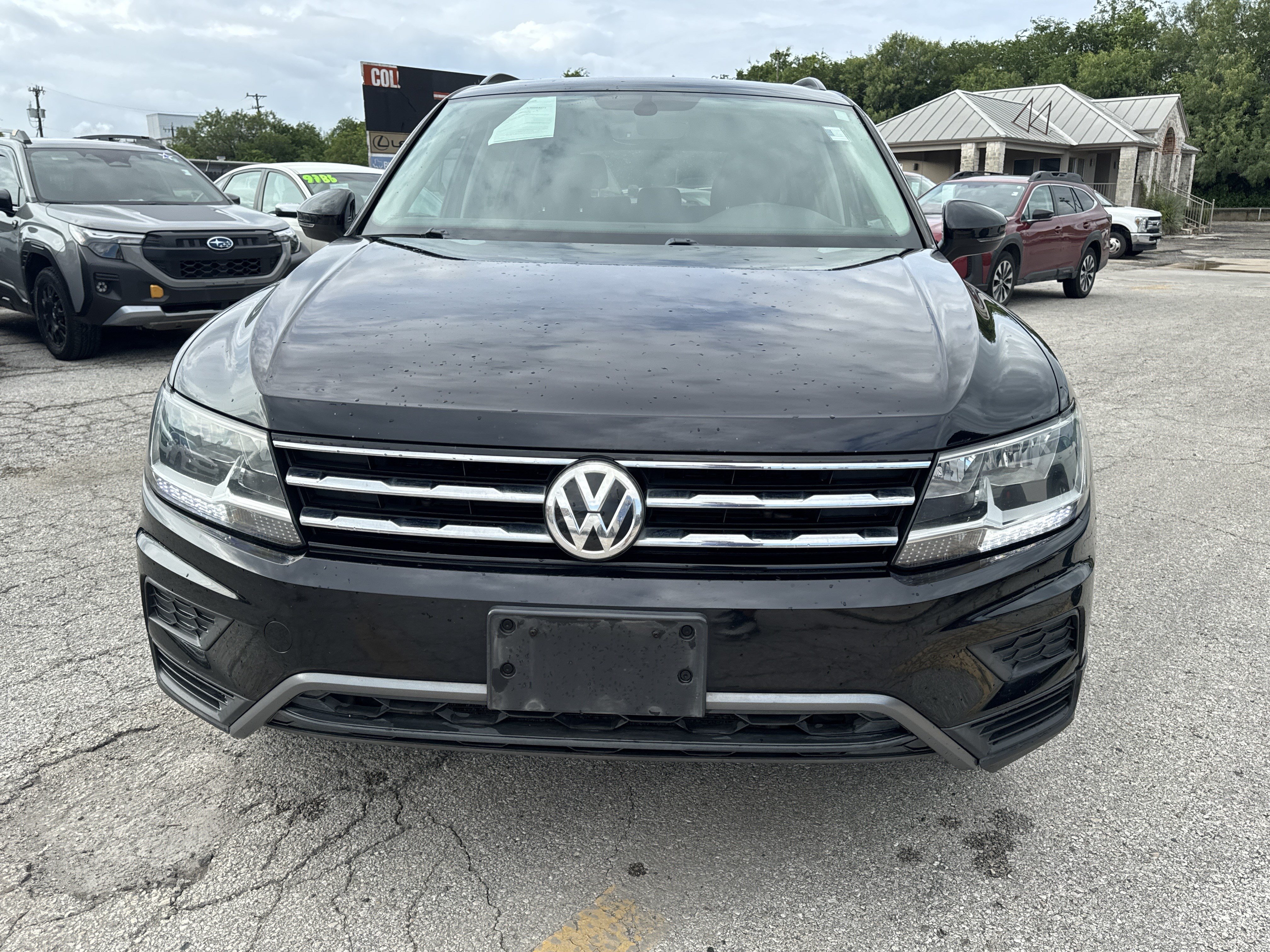 Used 2020 Volkswagen Tiguan SE AWD/4WD image 8