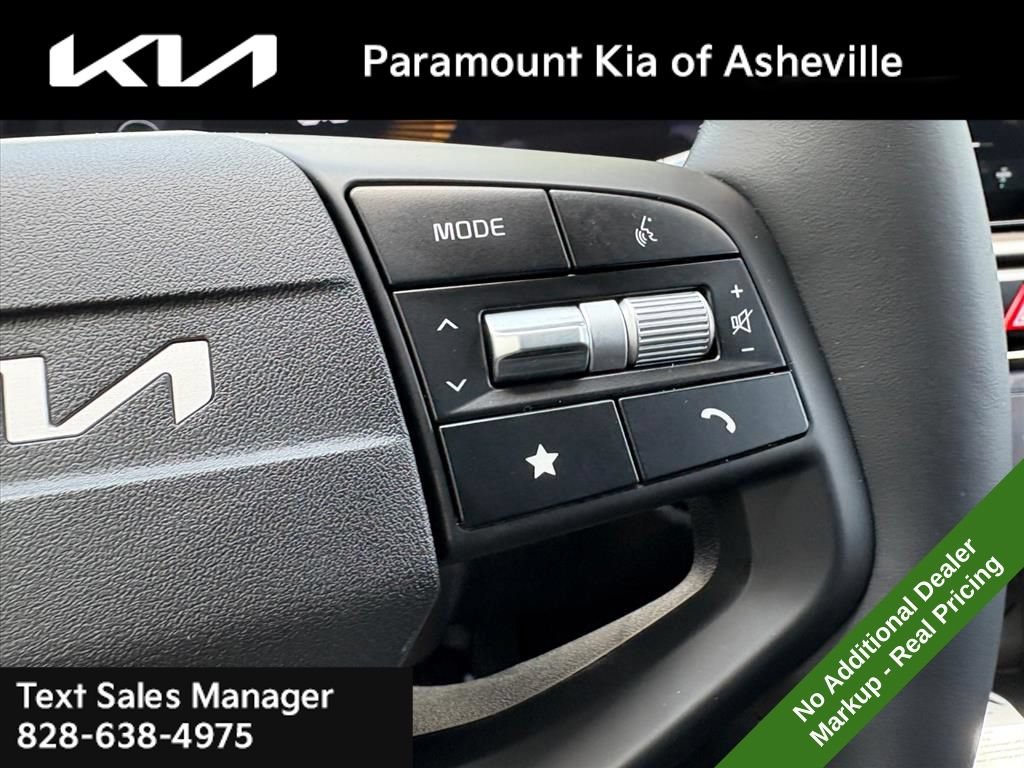 New 2026 Kia Sportage EX FWD image 12