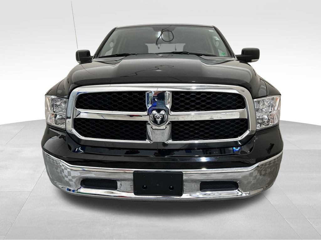 Used 2022 RAM 1500 Classic SLT w/ Electronics Group AWD/4WD image 10