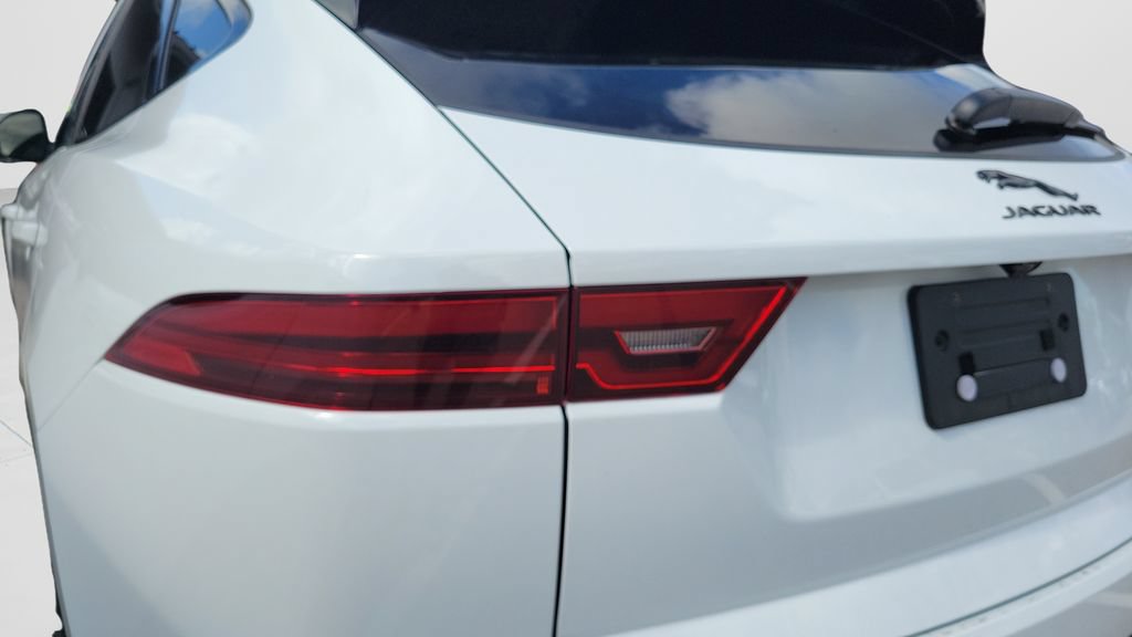 Used 2024 Jaguar E-PACE R-Dynamic SE AWD/4WD image 13