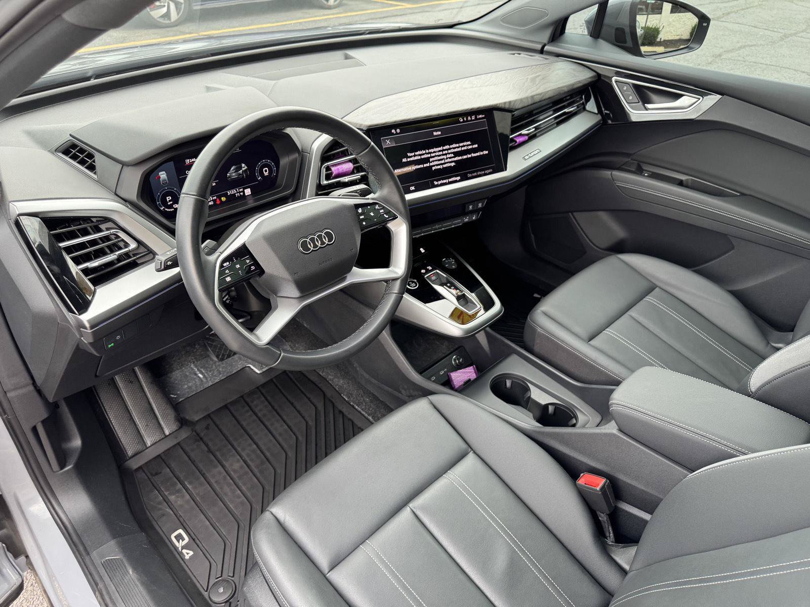 Used 2024 Audi Q4 e-tron Premium Plus w/ Premium Plus AWD/4WD image 23