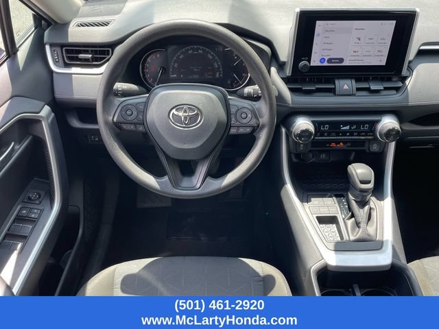 Used 2025 Toyota RAV4 XLE FWD image 12