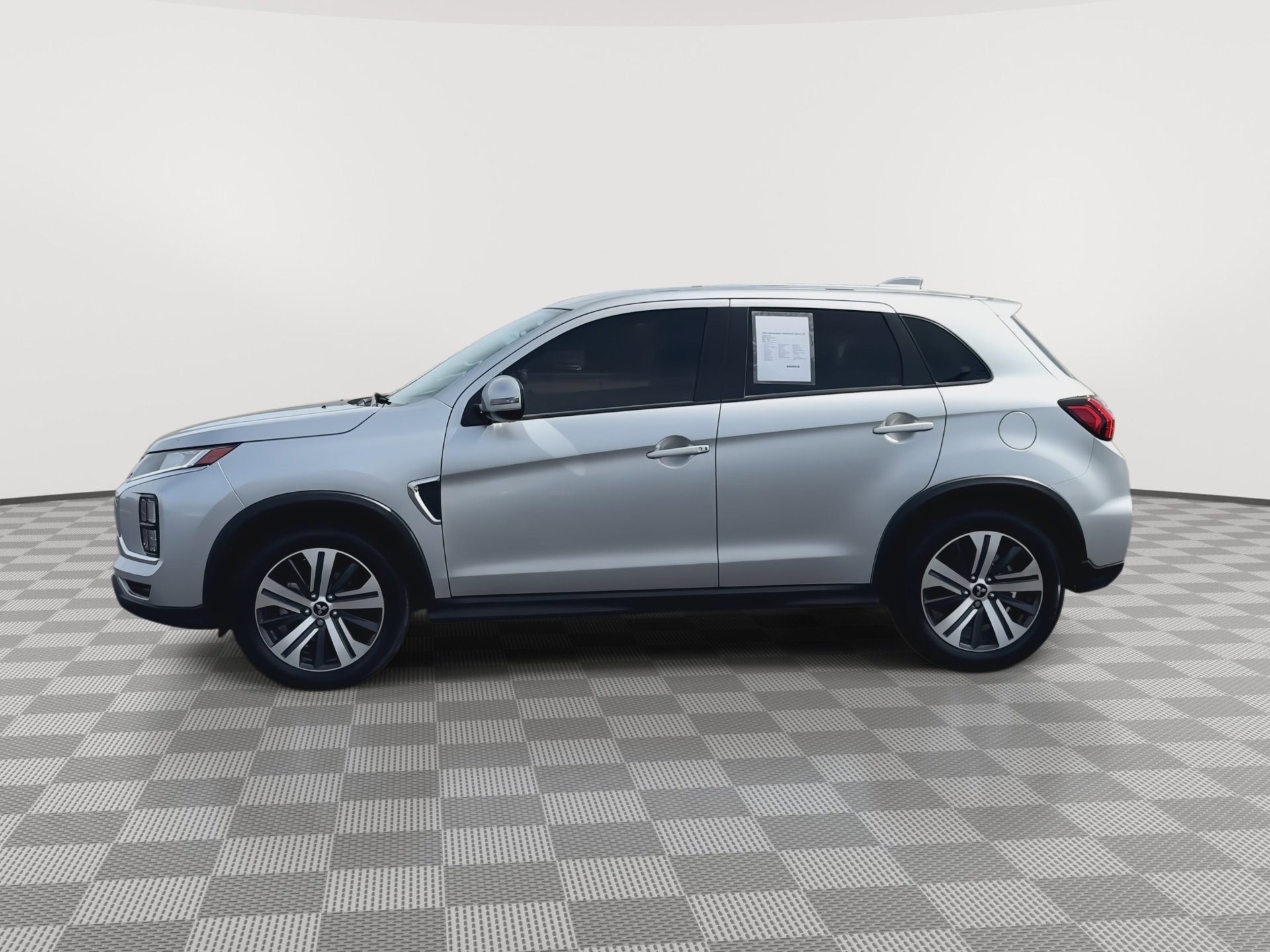 Used 2022 Mitsubishi Outlander Sport SE image 5