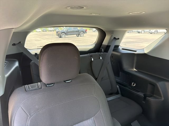 Certified 2024 Ford Explorer XLT w/ Class IV Trailer Tow Package AWD/4WD image 19
