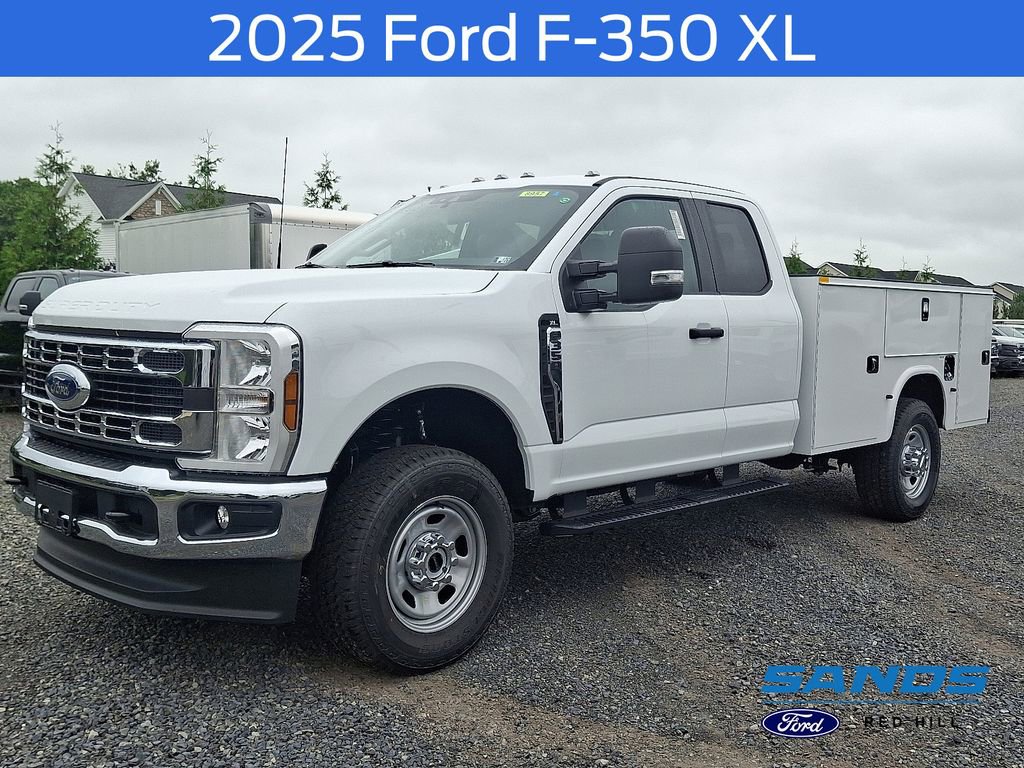 New 2025 Ford F350 XL w/ XL Chrome Package 360° Tour