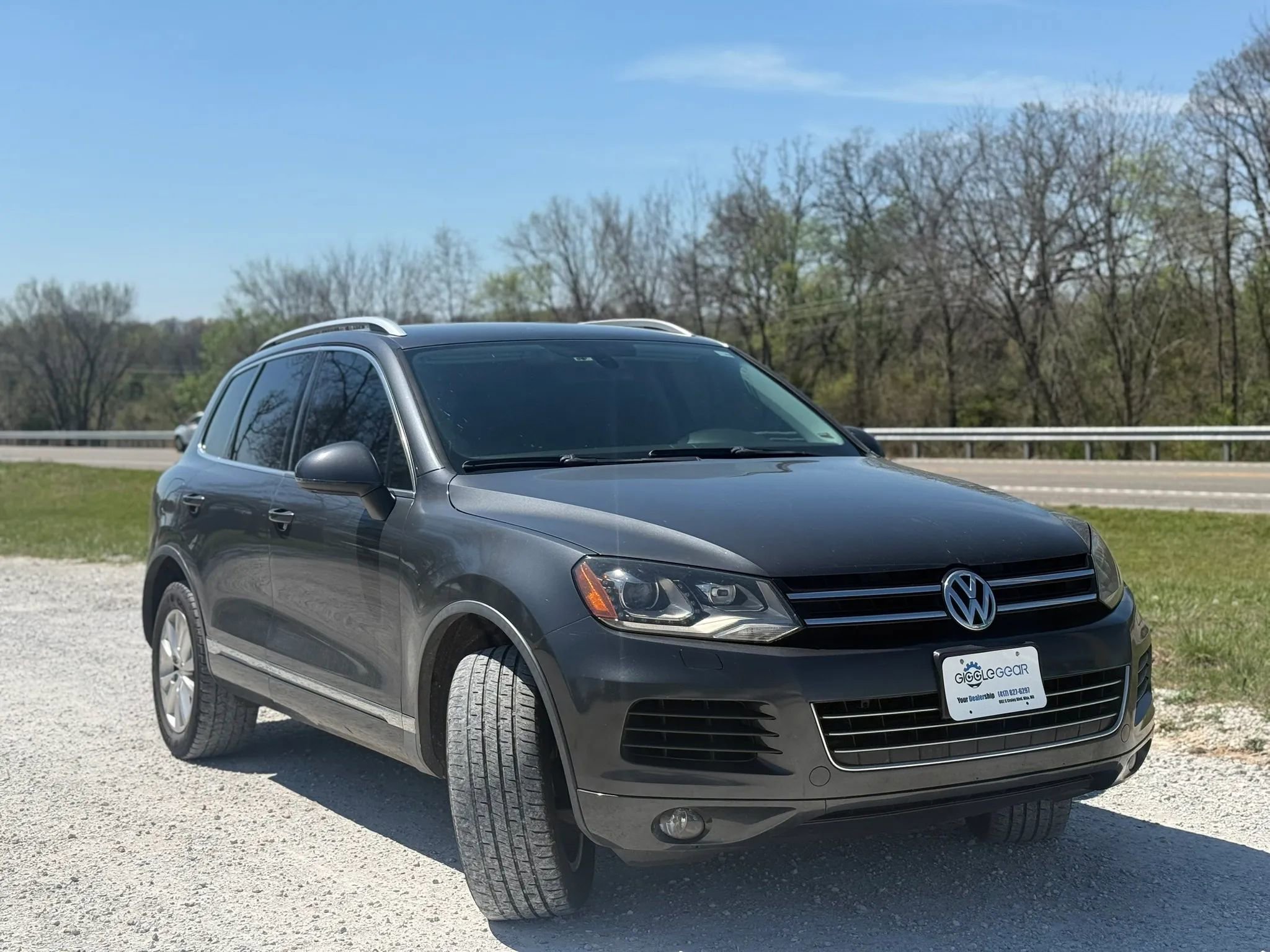 Used 2013 Volkswagen Touareg Sport AWD/4WD image 7