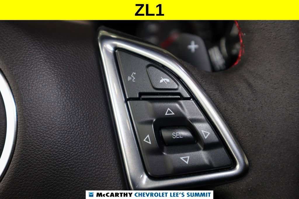 Used 2021 Chevrolet Camaro ZL1 RWD image 16
