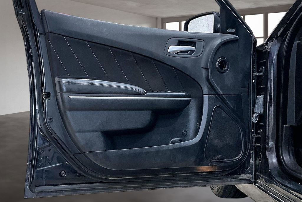 Used 2022 Dodge Charger GT RWD image 16
